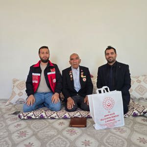 Şehit Aileleri ve Gazilere Anlamlı Ziyaret - fotoğraf 1