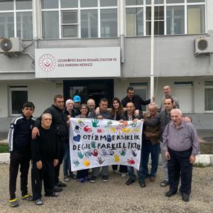 Uzunköprü Bakım, Rehabilitasyon ve Aile Danışma Merkezi Müdürlüğünde Dünya Otizm Günü Kapsamında Etkinlikler Düzenlendi. - fotoğraf 1