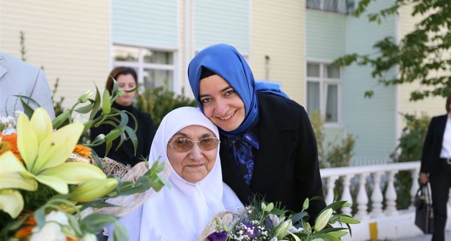 Huzurevlerinde 19 bin 818 kişi kalıyor