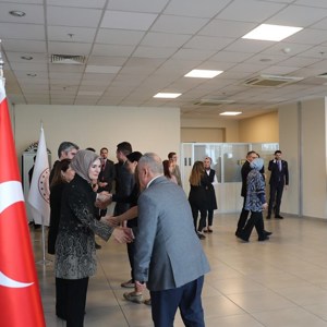 Aile ve Sosyal Hizmetler Bakanımız Göktaş, bakanlık personeli ile bayramlaştı - fotoğraf 6
