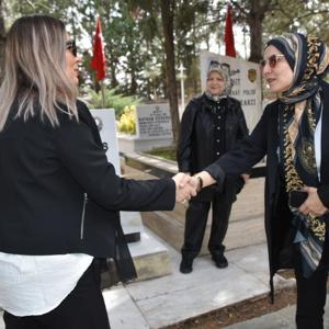 Ramazan Bayramı münasebetiyle Kırıkkale Şehitliği ziyaret edildi. - fotoğraf 7