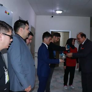Sayın Vali Yardımcımız Mehmet Türk ve İl Müdürümüz Mustafa Çakır, Ramazan Bayramı ziyaretleri kapsamında Müdürlüğümüze bağlı Engelsiz Yaşam Bakım, Rehabilitasyon ve Aile Danışma Merkezi’nde kalan çocuklarımızla bir araya geldi. - fotoğraf 4