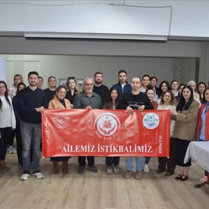 Türkiye Aile Yılı Söyleşileri Kapsamında “Çocuk” Konusu Ele Alındı. - fotoğraf 1