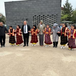 2025 Aile Yılı Faaliyetleri Kapsamında 8 Nisan Dünya Romanlar Günü Etkinliği Gerçekleştirildi. - fotoğraf 6