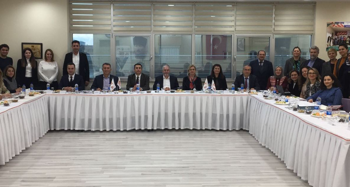 Alzheimer Hastalığında Gündüzlü Hizmetler Çalıştayı Yapıldı