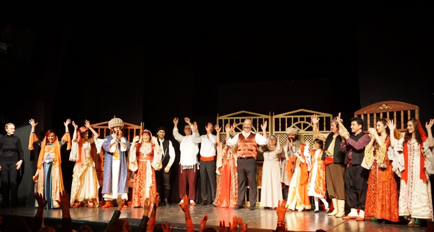 Yaşlılar İçin Tiyatro Etkinliğinde İkinci Adım "Handan'ın Kısmeti" Sahneleniyor