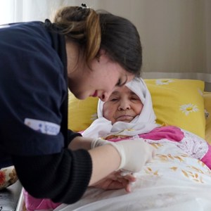Evde Bakım Yardımı hesaplara yatırılmaya başlandı - fotoğraf 1