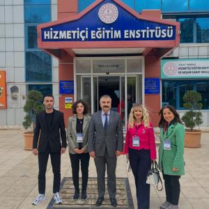 Yaşlıların Dijital Okuryazarlık ve Katılımını Güçlendirmek İçin Erasmus Yolculuğu Proje Lansmanı - fotoğraf 4