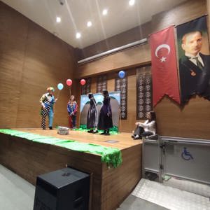 Gülen Yüzler: “Arkadaşım Eşşek” Tiyatrosu ile Çocuklarımızla Buluştu! - fotoğraf 8