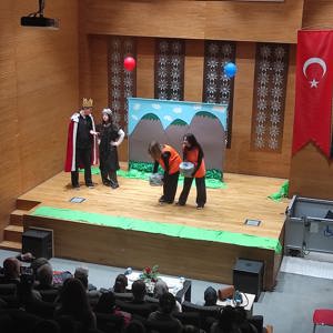 Gülen Yüzler: “Arkadaşım Eşşek” Tiyatrosu ile Çocuklarımızla Buluştu! - fotoğraf 13
