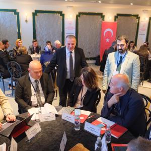 Ailenin Korunması ve Güçlendirilmesi İl Eylem Planı Çalıştayı - fotoğraf 13