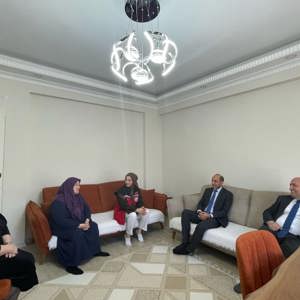 İl Müdürlüğümüze bağlı Sosyal Hizmet Merkezlerimiz tarafından İl genelinde kıymetli Şehit Yakınlarımız ve Kahraman Gazilerimizi ziyaretlere devam ediyoruz.  - fotoğraf 5
