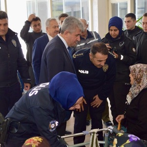 Polis Okulundan Huzurevimize Ziyaret - fotoğraf 1