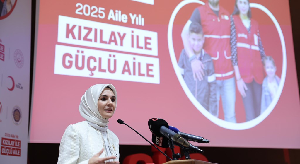 Bakanımız Göktaş, "Çevrim İçi Aile Akademisi" açılış programına katıldı