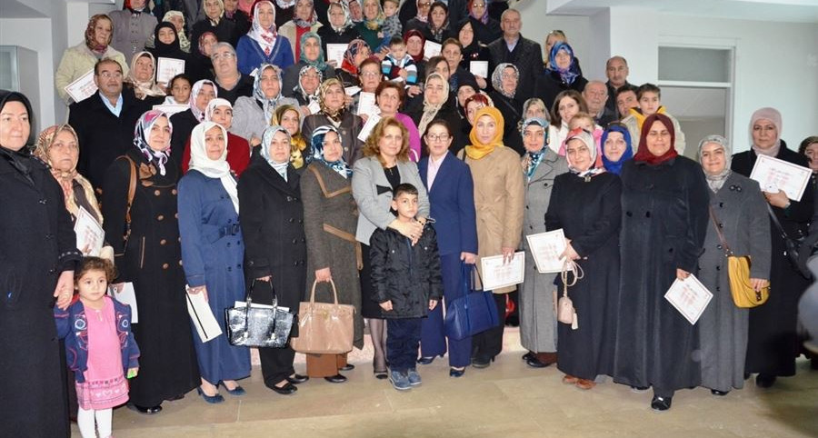 Kayserili koruyucu aileler sertifikalarını aldı