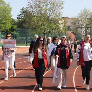 Aile Yılında “Farkındalık Yürüyüşü” Yapıldı. - fotoğraf 3