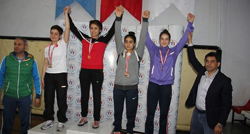 Güreşte altın madalya