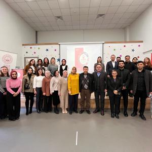 Aile Yılı Münasebetiyle Kuruluş Amirleri ve Meslek Elemanlarının Katılımıyla Aile Çalıştayı Düzenlendi. - fotoğraf 3