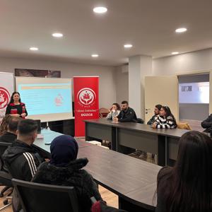 Evlenecek Gençlerin Desteklenmesi Projesi Kapsamında Başvuruda Bulunan Çiftlere Yönelik Eğitim Düzenlendi. - fotoğraf 2