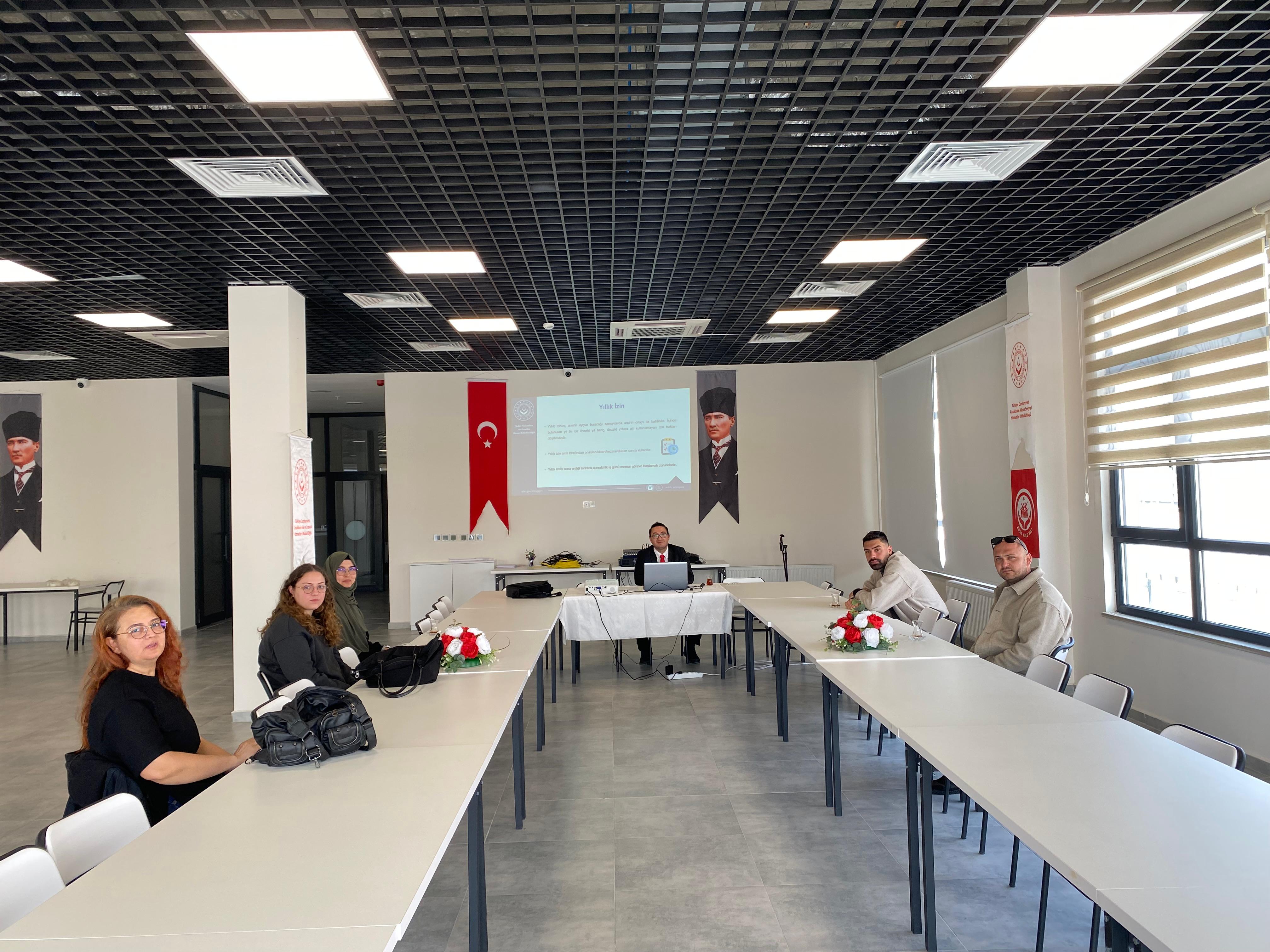 Şehit ve Gazi Yakınlarına Yönelik Oryantasyon Eğitimi Gerçekleştirildi