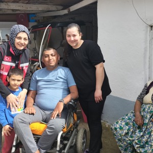 2025 "Aile Yılı" Kapsamında Mahallemiz Ailemiz Projesi kapsamında Aile ziyaretleri gerçekleştirildi. - fotoğraf 2