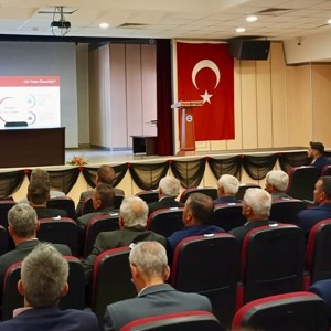 Tosya İlçemizde Mahalle ve Köy Muhtarlarına Aile Yılı Sunumu Gerçekleştirildi - fotoğraf 2