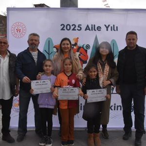 2025 Aile Yılı etkinlikleri kapsamında aile temalı oryantiring yarışması düzenlendi. - fotoğraf 5