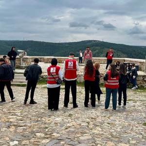 Kızılay Gönüllüsü Öğrencileri Çocuklarımızla Tarihi Mekanlara Ziyaret Gerçekleştirdiler - fotoğraf 2