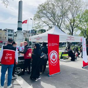 Sahaya çıkan ekiplerimiz mobil sosyal hizmet noktalarında koruyucu ve önleyici sosyal hizmet modelleri hakkında bilgilendirme ve broşür dağıtımı gerçekleştirilmiştir. - fotoğraf 5