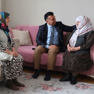 Yaşlı Teyzemizi Ziyaret Ettik - fotoğraf 2