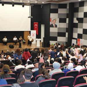 2025 Aile Yılı Kapsamında Halka Açık Olan  Aylin Demir konserini gerçekleştirdik.. - fotoğraf 7