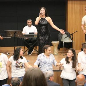 2025 Aile Yılı Kapsamında Halka Açık Olan  Aylin Demir konserini gerçekleştirdik.. - fotoğraf 15