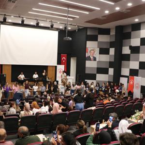 2025 Aile Yılı Kapsamında Halka Açık Olan  Aylin Demir konserini gerçekleştirdik.. - fotoğraf 17