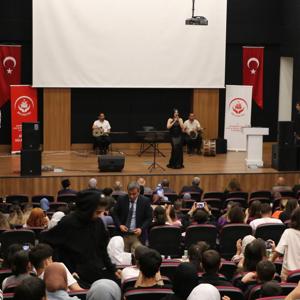 2025 Aile Yılı Kapsamında Halka Açık Olan  Aylin Demir konserini gerçekleştirdik.. - fotoğraf 5