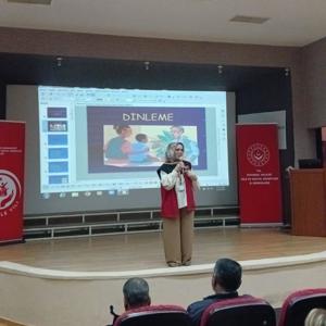 İlimiz genelindeki; Okullar, Kuran Kursları, Denetimli Serbestlik Müdürlükleri ve Aile Destek Merkezleri alanlarında Aile Eğitim Programı kapsamındaki eğitimlerimiz düzenli olarak devam ediyor. - fotoğraf 4