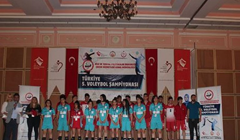 5. Türkiye Voleybol Şampiyonası Antalya'da Yapıldı