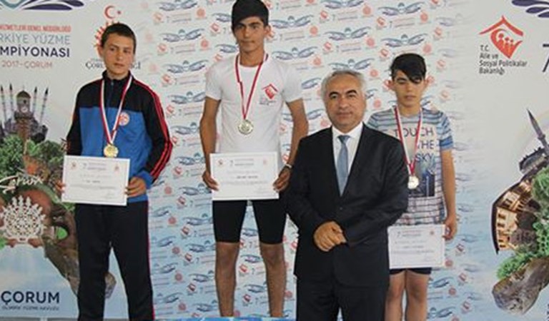 ÇHGM 7. Türkiye Yüzme Şampiyonası Çorum'da Yapıldı