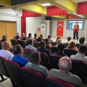 Kadına Yönelik Şiddetle Mücadele ve Erken Yaşta ve Zorla Evliliklerle Mücadele Eğitimleri Verildi. - fotoğraf 4