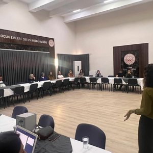  Otizm Farkındalık Eğitimi - fotoğraf 1