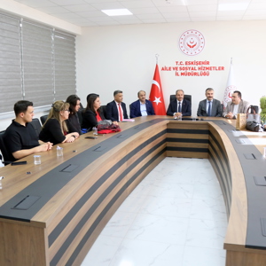 Sağlık-Sen Genel Başkanı Mahmut Faruk Doğan'dan Eskişehir İl Müdürlüğümüze Ziyaret - fotoğraf 2