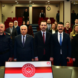 Kadına yönelik şiddetle mücadele ilk koordinasyon izleme ve değerlendirme komisyon toplantısı Sayın Valimiz Aziz Yıldırım Başkanlığında toplandı. - fotoğraf 1