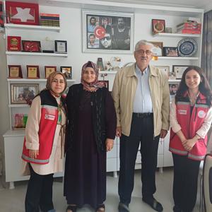 Şehit Anneleri ve Eşlerine Anneler Günü Vesilesiyle Ziyaretler Gerçekleştirildi - fotoğraf 3
