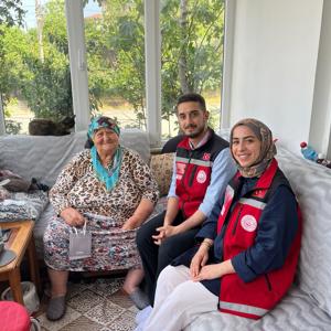 Şehit Anneleri ve Eşlerine Anneler Günü Vesilesiyle Ziyaretler Gerçekleştirildi - fotoğraf 4