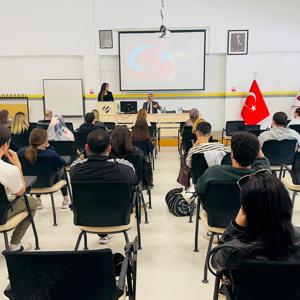 İl Müdürü Orhan Bayrak, Rekreasyon Öğrencileriyle Buluştu, Sosyal Hizmetlerde Rekreasyonun Rolü Ele Alındı - fotoğraf 4