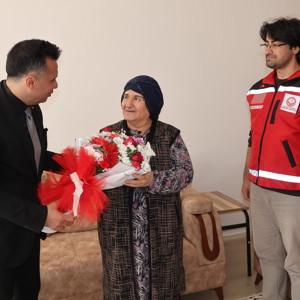 Şehit Annesi Rahime GÜNEŞ’in Anneler Günü Ziyareti - fotoğraf 1