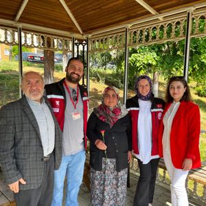 Anneler Günü münasebetiyle İl Müdürlüğümüze bağlı Sosyal Hizmet Merkezlerimiz tarafından İl genelinde kıymetli Şehit Annelerimize, Anneler Günü ziyaretleri gerçekleştirdik.  - fotoğraf 9