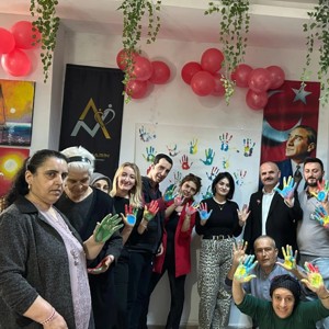 Samsun’da 2 Nisan Otizm Farkındalık Günü Kapsamında Anlamlı Ziyaretler ve Etkinlikler Gerçekleştirildi - fotoğraf 2