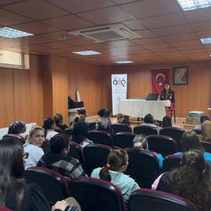 Kadına Yönelik Şiddetle Mücadele ve Erken Yaşta ve Zorla Evliliklerle Mücadele Eğitimleri Verildi. - fotoğraf 3