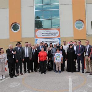 Bakanımız Göktaş, Bakan Tekin ile Kani Karaca Görme Engelliler İmam Hatip Anadolu Lisesi'ni ziyaret etti - fotoğraf 6