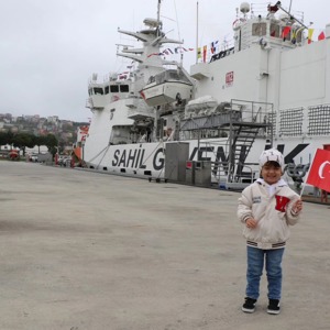 Şehit ve Gazi Ailelerine Denizden Bayram Kutlaması - fotoğraf 5